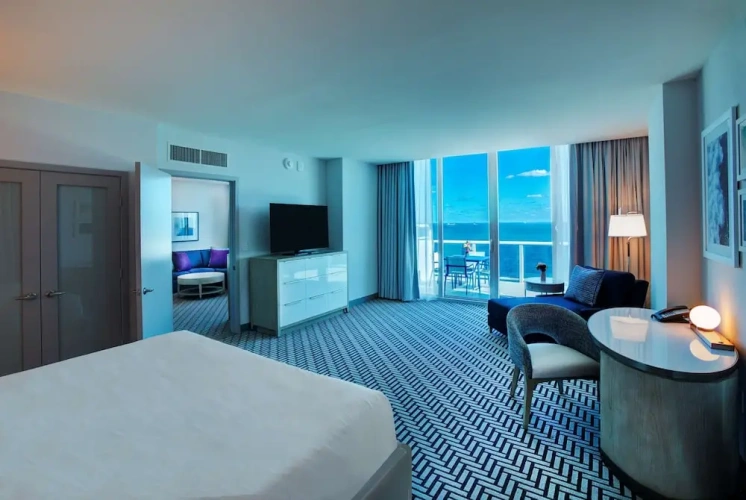 Maren Double Suite