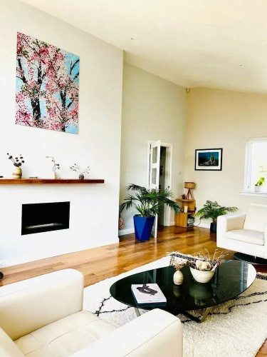 4-bed Seaside Dream House - Sleeps 8 & Parking