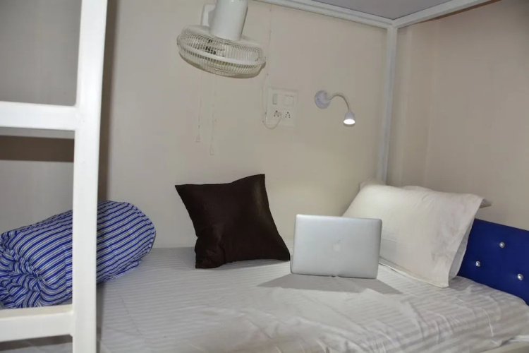 Backpackers @ City Center