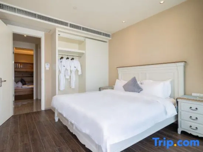 2 Bedrooms Family Suite with sea view