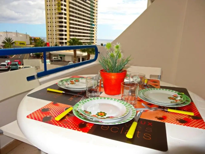 Apartment with balcony