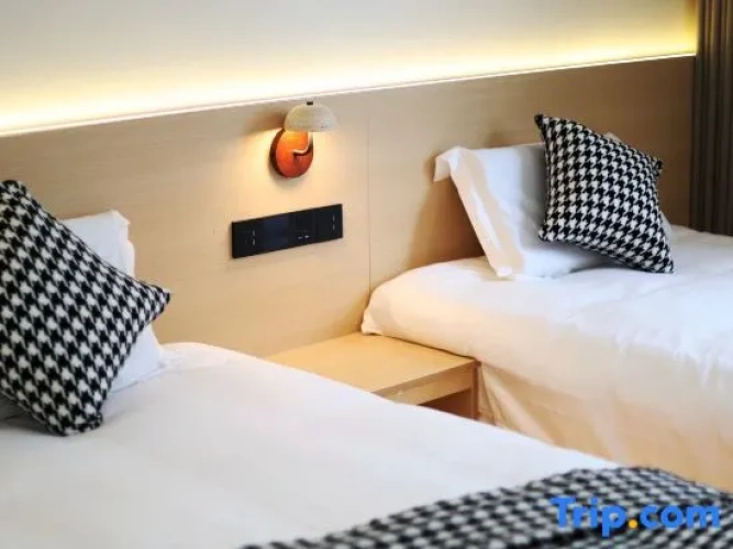 Twin Suite