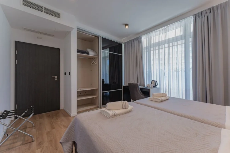 Deluxe Twin room