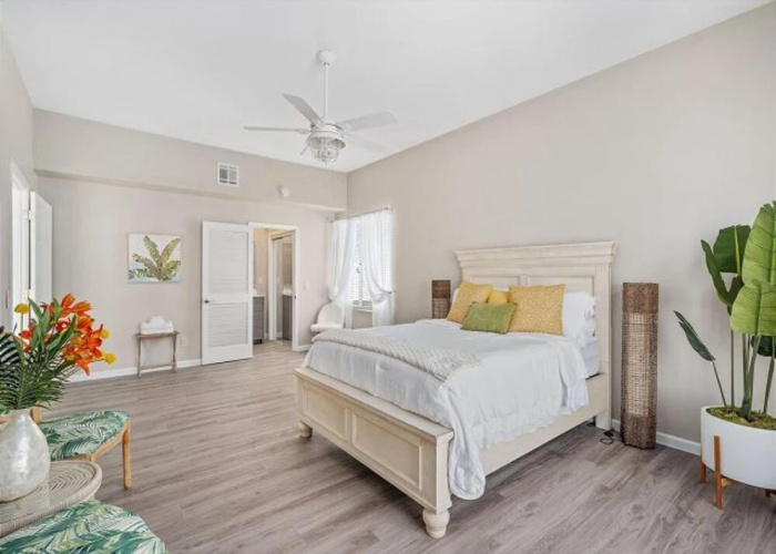 17811 Front Beach by Forehand Rentals
