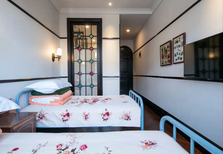 Liu Qi Theme Hotel