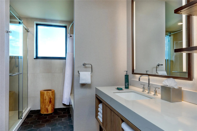 DoubleTree by Hilton Burlington Vermont photo 11