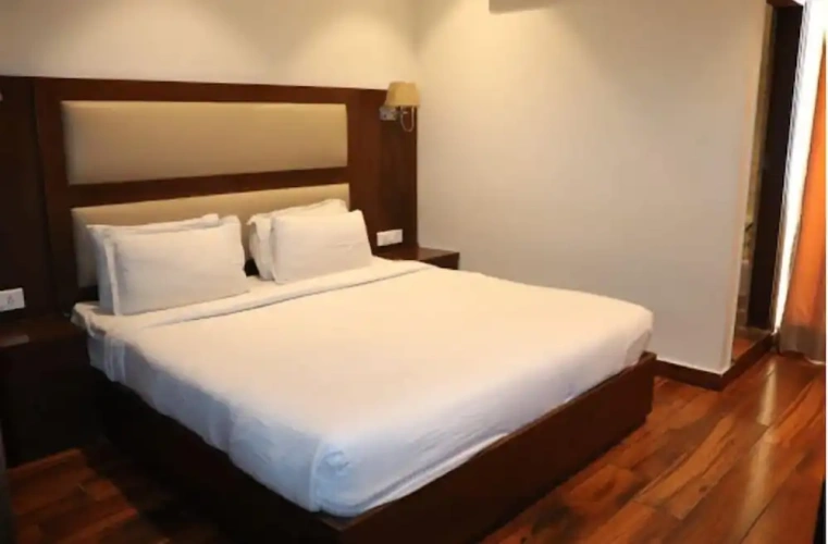 Standard Double Club room