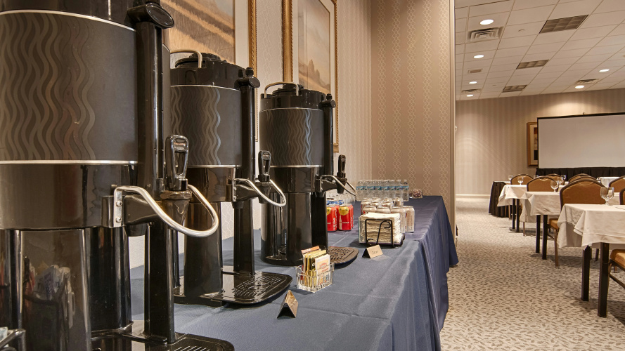 DoubleTree by Hilton Detroit Novi photo 32