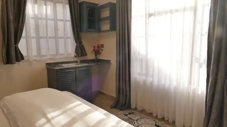 Ashe Oleng House