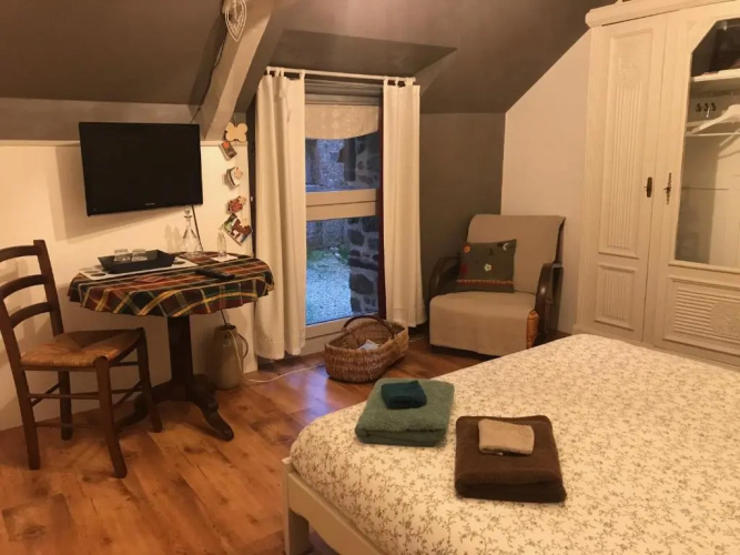 Chambre au calme à la campagne