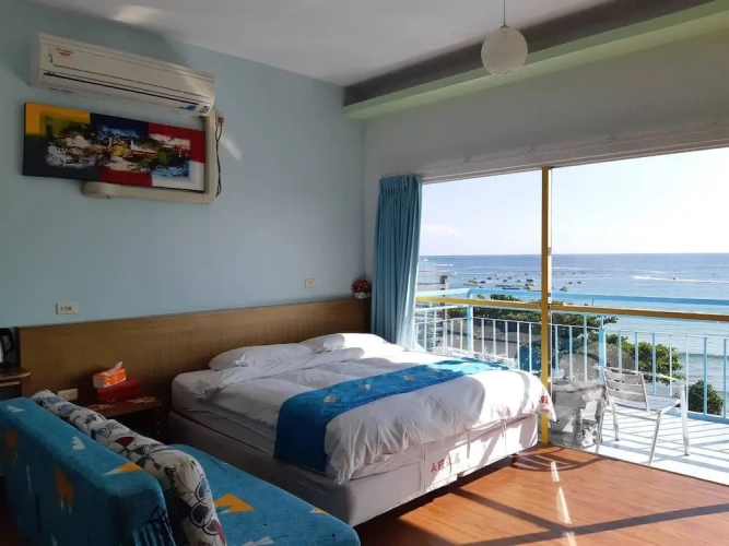 Standard Double room with balcony and with sea view