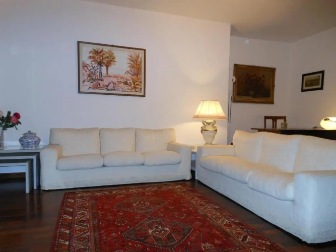 3 Bedrooms Apartment