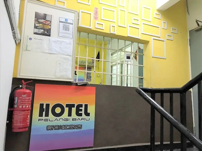 OYO 90465 Pelangi Baru Hotel