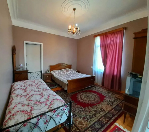 Kemeni Guest House