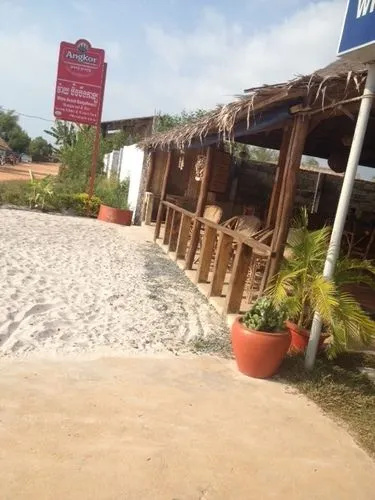 White Beach Bungalows