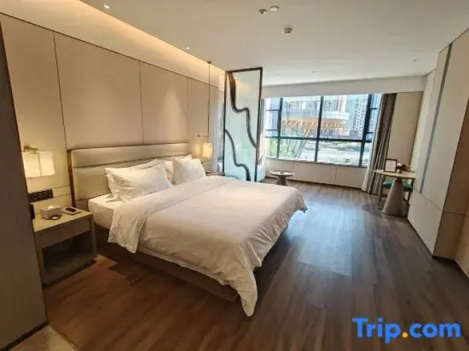 Maximin Hotel
