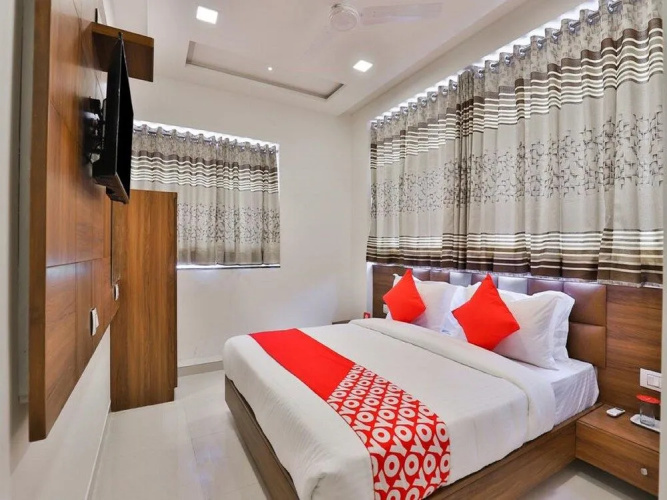 Hotel S G