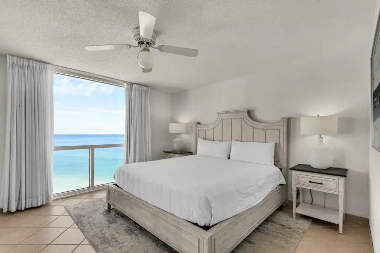 Shoreline Towers 2115