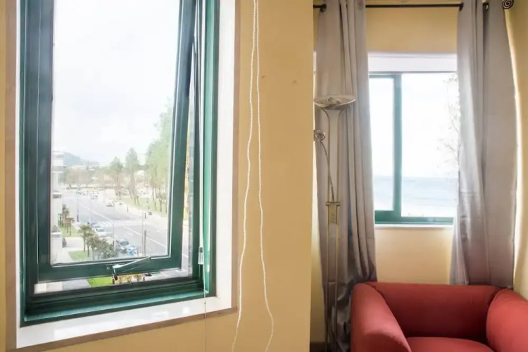 Centric Flat Unbeatable Area, Close to the Beach