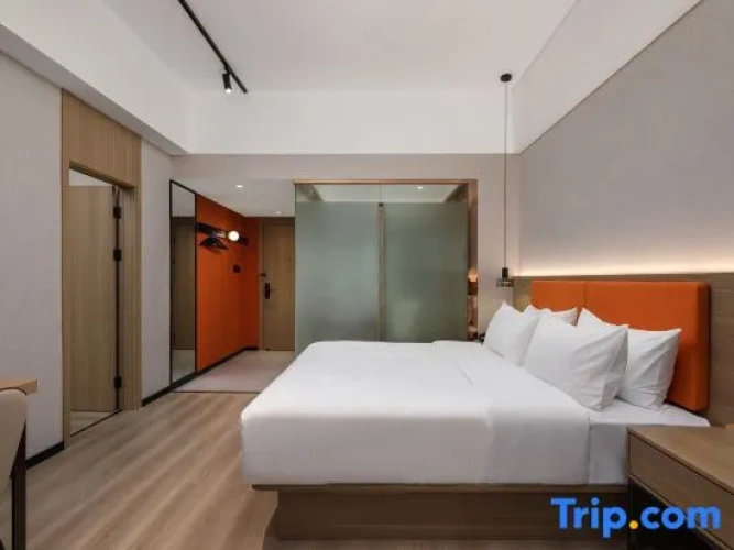 Comfort Family Suite with city view