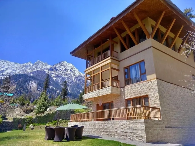 3 Bedrooms Villa
