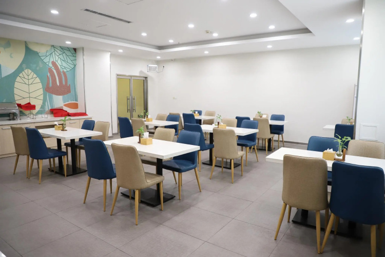 Hanting Hotel Jinan Railway Station Square