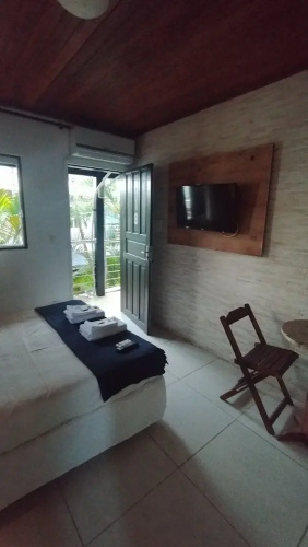 Break House Beach