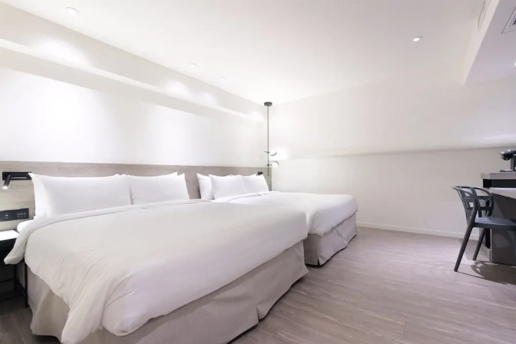 Economy Quadruple room