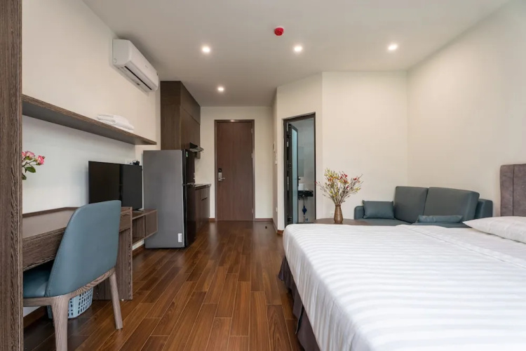 Granda Lake View Hotel & Apartment