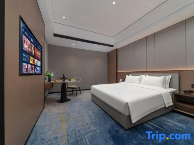 Quadruple Family Suite