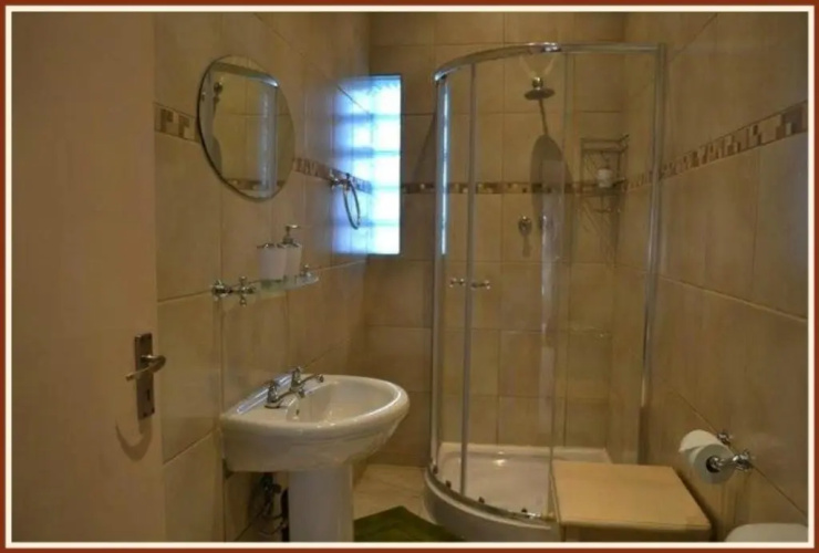 Jock-Inn Guest House