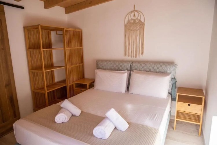 Mani Luxury Villa with Private Pool
