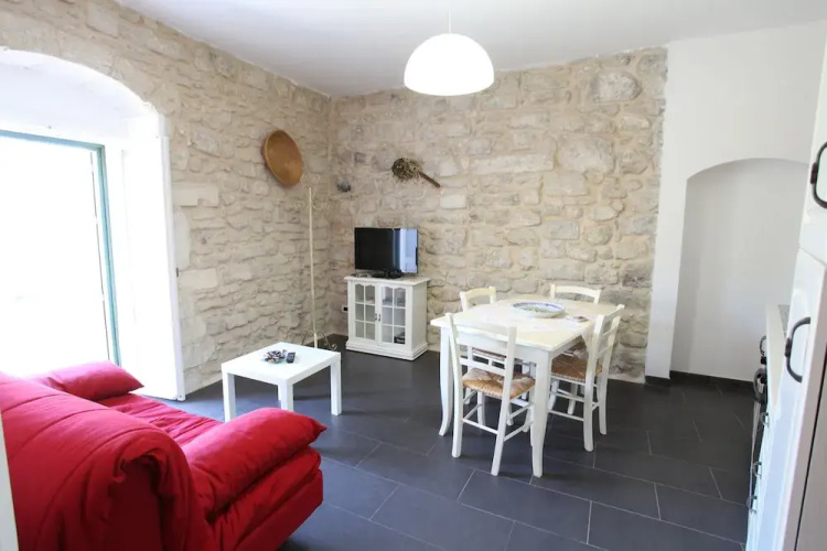 Reusia Holiday Home