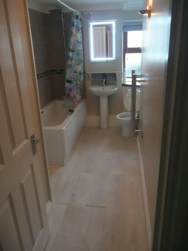 Ark Flats Apartment - Spacious and Modern