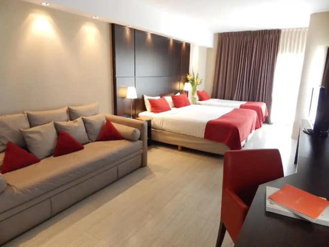 Triple room