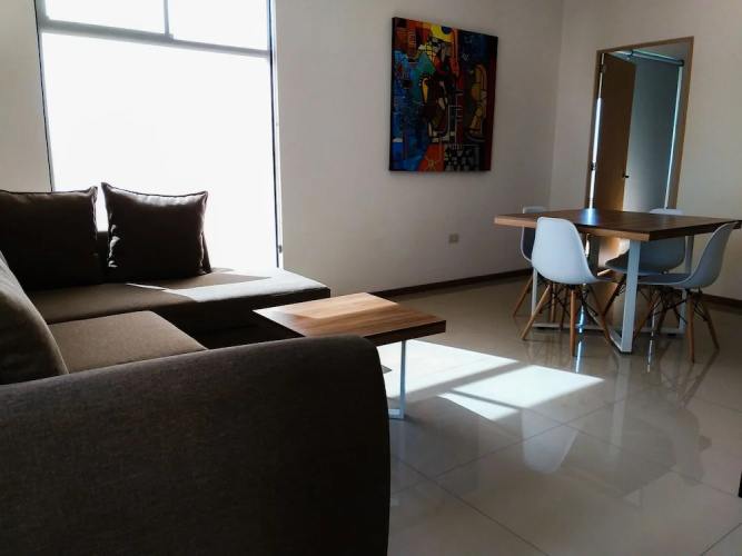 ROOM Hotel & Suites