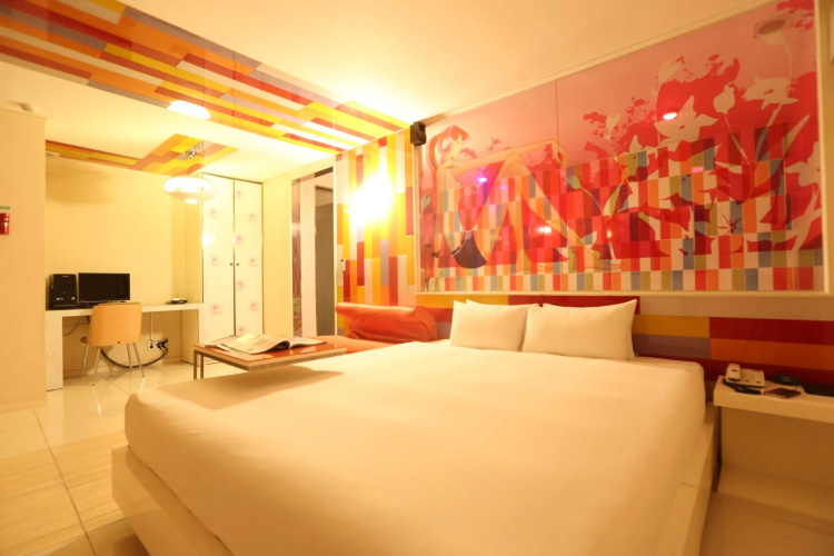 Business Joy Hotel