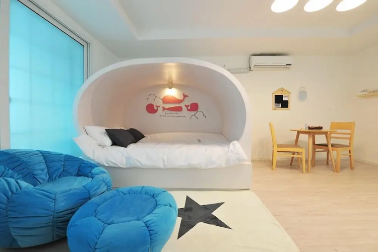 Guest rooms