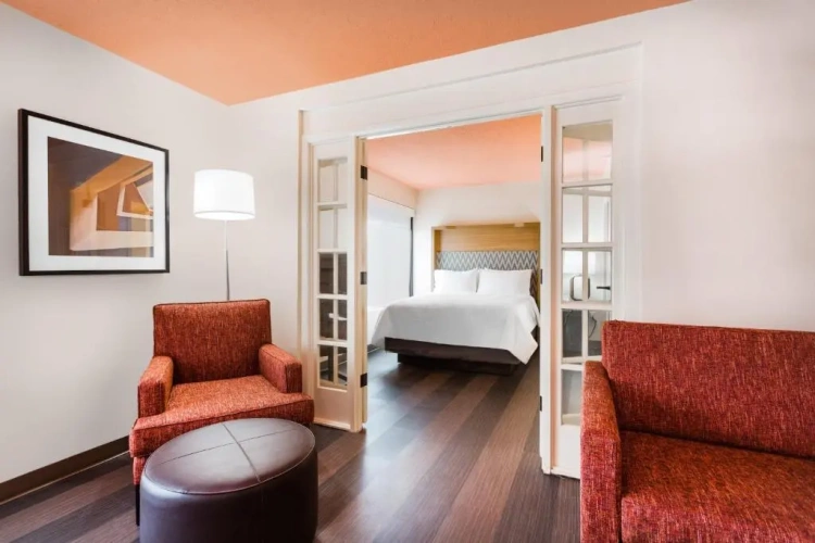 Deluxe Double Suite