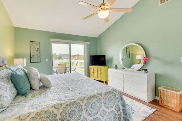 3 Bedrooms Apartment