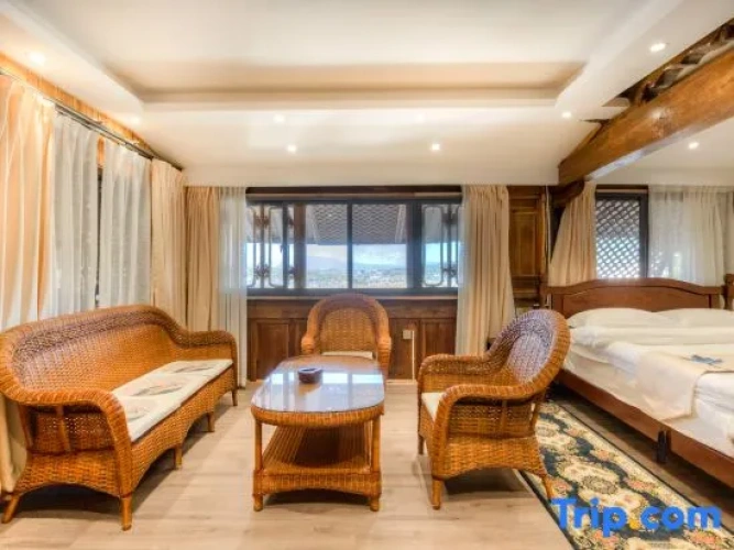 Standard Family room