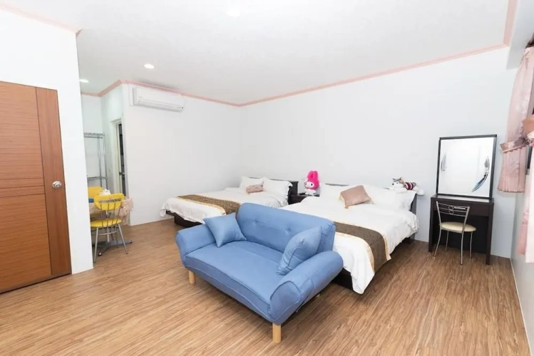 Standard Quadruple room