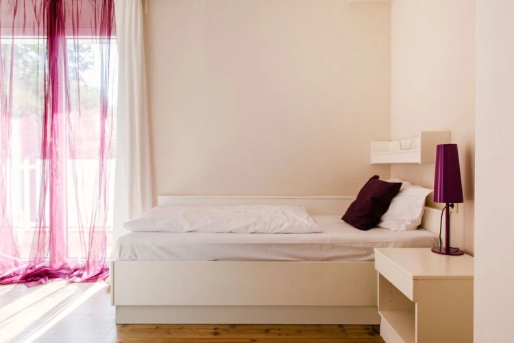 Economy Single room with view