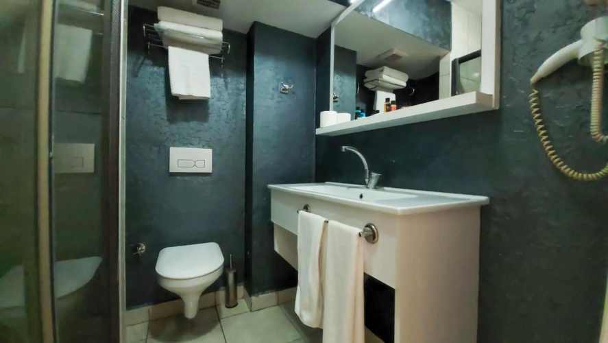MOX Hotel