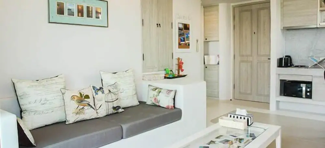 1 Bedroom Apartment with balcony
