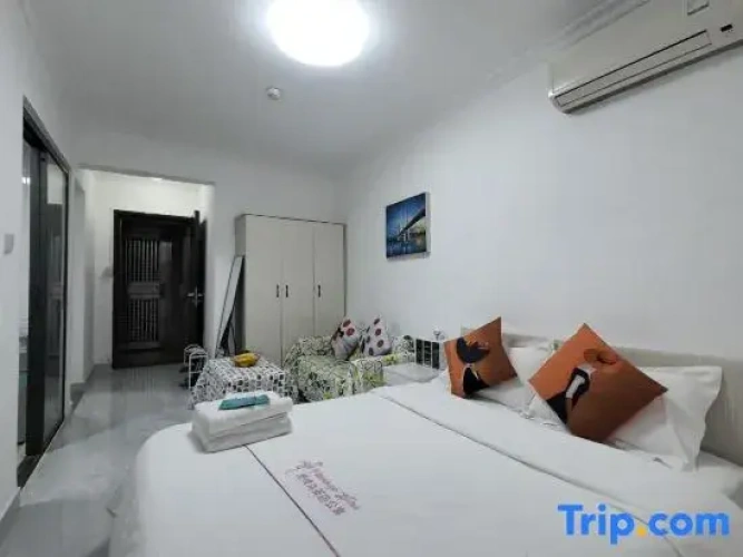 1 Bedroom Standard Double room with city view