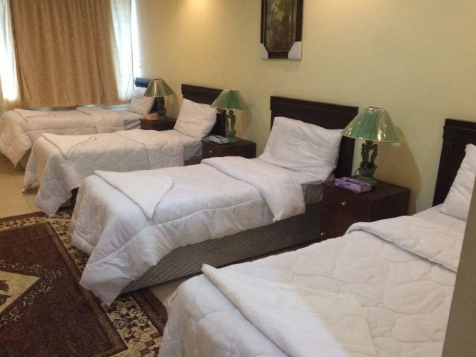 Luluat Muaz Hotel