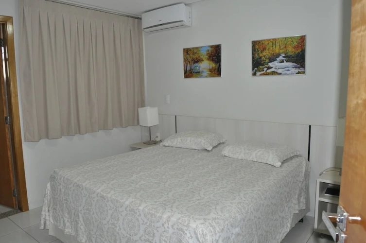 3 Bedrooms Apartment