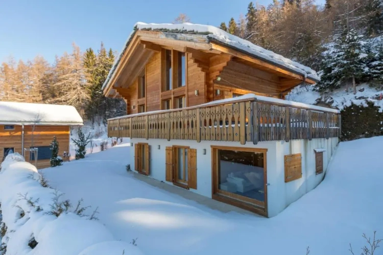 Superior Chalet