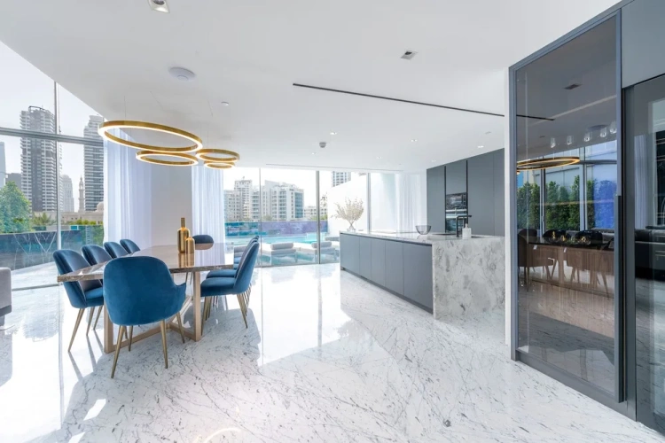 4 Bedrooms Grand Villa with harbour view